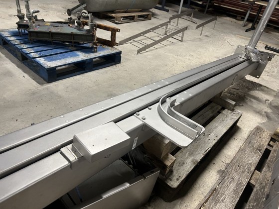 Itec Tote Bin Lifter Pic 04
